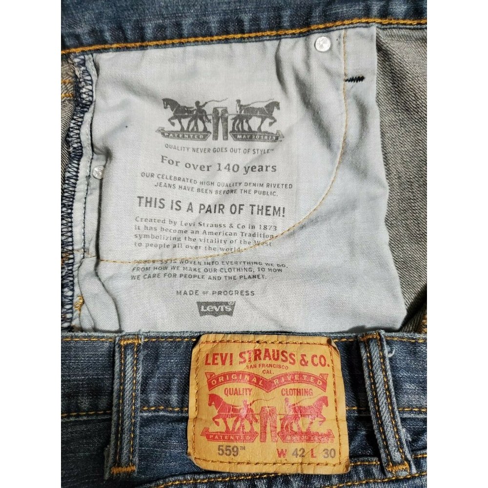 559 Classic Levi Strauss & Co. size W 42 L 30 - Picture 5 of 9